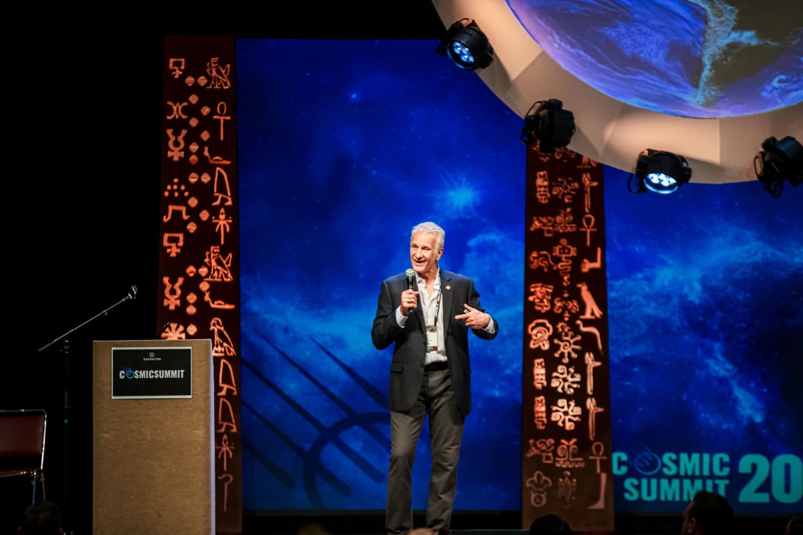 A talk on the Cosmic Summit stage